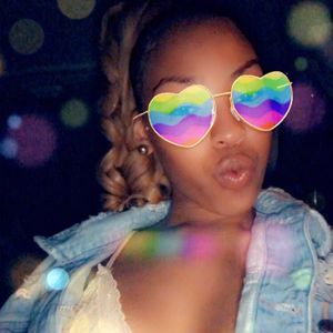 Meet your Posher, Sunshine